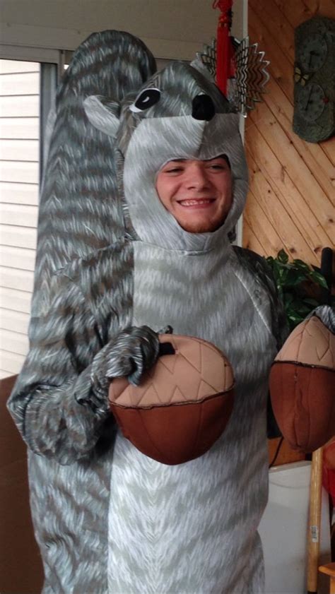 Best squirrel costume ever!!! Funny Halloween Costumes, Mascot Costumes ...