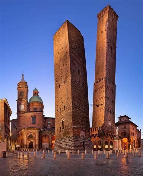 Torre degli Asinelli (Asinelli tower) and Torre Garisenda (Garisenda tower) are basically the ...