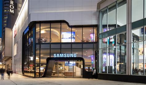 5 things you didn't know about Canada's largest Samsung Experience Store