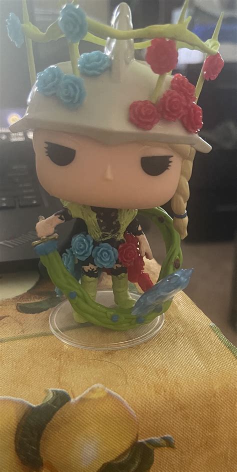 Custom Funko Pop: Queen of Briars 🥀 : r/BlackClover