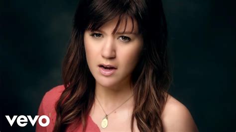 Kelly Clarkson - Dark Side Lyrics And Videos