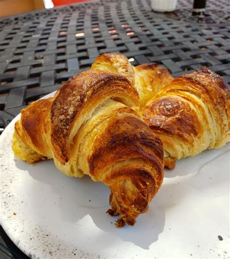 [Homemade] Full puff pastry croissants : r/food