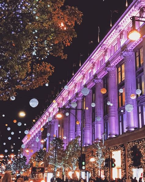 Christmas in London: Weekend Itinerary - Things To Do - visitlondon.com Christmas Days Out ...