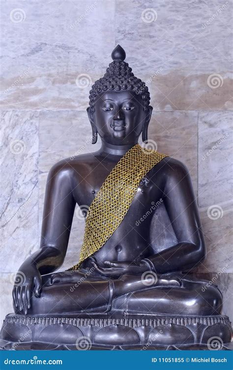 Buddha Image in Wat Benchamabophit Stock Image - Image of decoration, appearance: 11051855