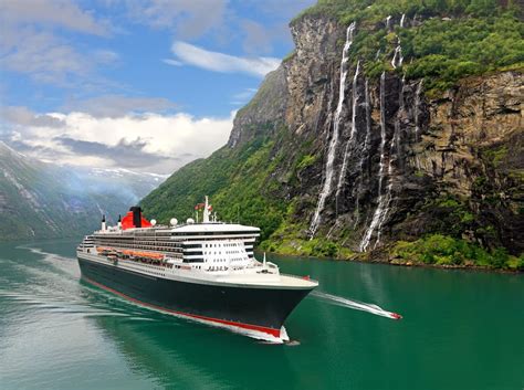 RMS Queen Mary 2 Cruise Ship