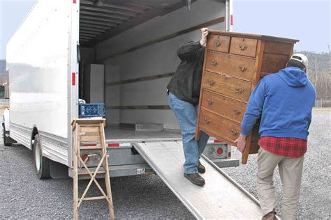 The 10 Best Furniture Movers in Boston, MA (with Free Quotes)