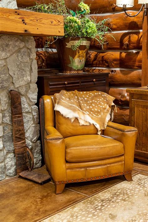 Cozy Lounge Chair for Rustic Home in 2021 | Rustic living room ...