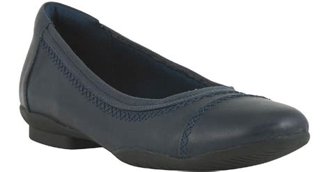 Clarks Sara Bay Faux Leather Ballet Slip-on Shoes in Blue | Lyst