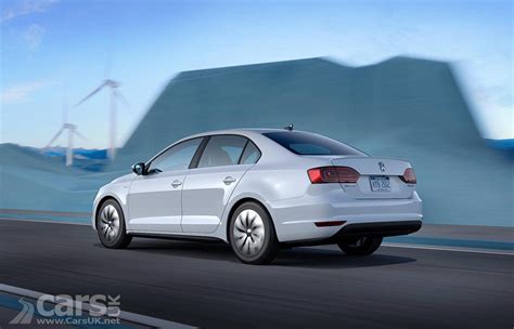 Volkswagen Jetta Hybrid unveiled