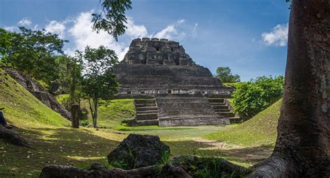 Xunantunich Maya Ruins - What You Need to Know Before You Visit