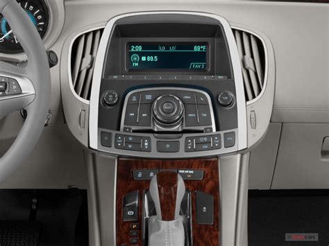 2010 Buick LaCrosse: 11 Interior Photos | U.S. News