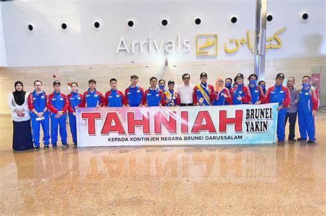 Brunei medallists receive rousing heroes’ welcome | Borneo Bulletin Online