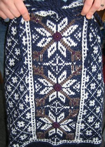 Ravelry: Norwegian Knapsack pattern by Sue Flanders and Janine Kosel