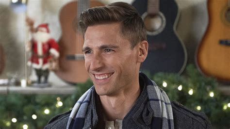 Andrew Walker Wraps Filming New Hallmark Christmas Movie for 2021 | Heavy.com