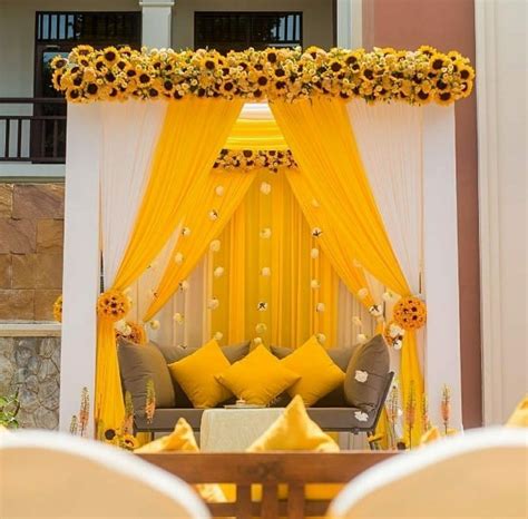 Pin by Suma Vibhuthi on Decor Ideas | Mehendi decor ideas, Wedding stage decorations, Haldi ...