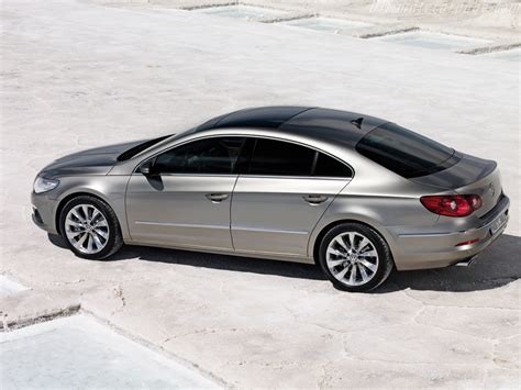 Volkswagen Passat CC High Resolution Image (4 of 6)