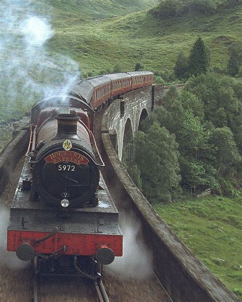 All aboard the Hogwarts Express! Harry Potter steam train comes to Warner Bros Studio | Harry ...