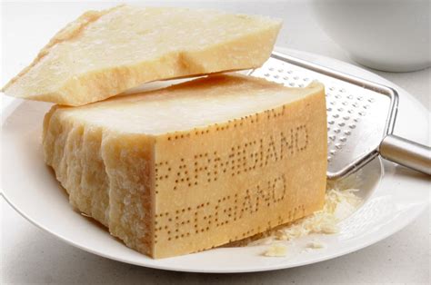 Parmigiano Reggiano: a true Italian classic - Gambero Rosso International