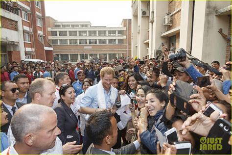 Prince Harry Visits a Children's Hospital, Announces He's Extending His ...