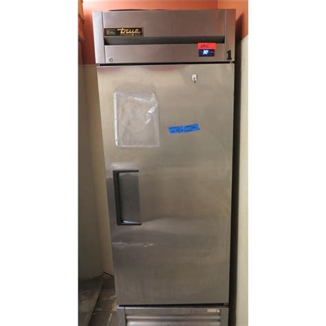 True T-23F-HC Single Door Reach-In Freezer - Oahu Auctions