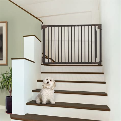 Expandable Walk-Thru Pet Gate by Richell Bamboo R94182