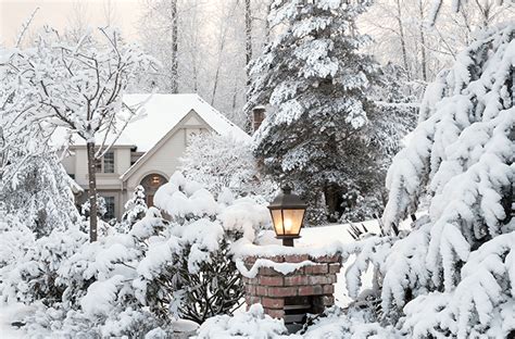 3 threats a Canadian winter poses to your home - HUB SmartCoverage