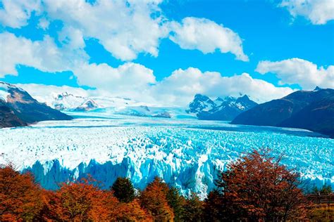 Why is the Perito Moreno Glacier of the color blue?