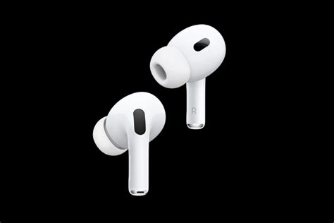 AirPods Pro 2022 review: small and mighty | Esquire Middle East – The ...