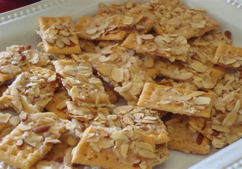 Sweet Club Cracker Snacks Recipe - Food.com