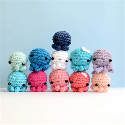 Tiny Octopus - Free amigurumi pattern