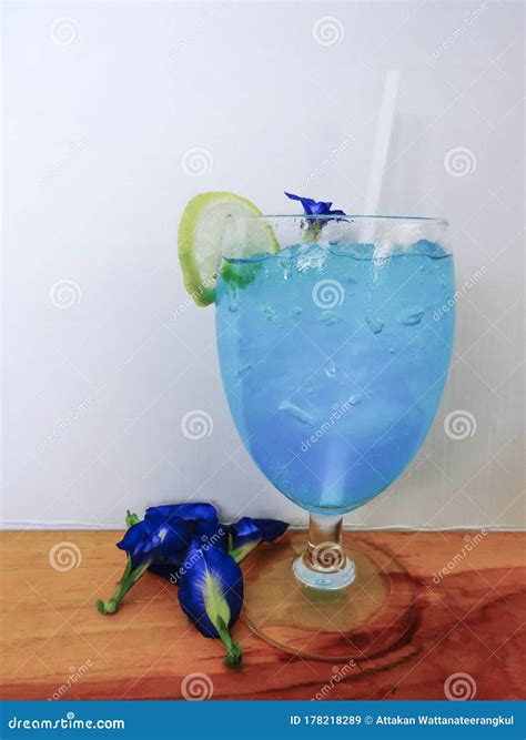 Mocktail ,Drinks Quench Thirst Stock Image - Image of liqueur, blue ...