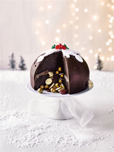 Waitrose Chocolate Christmas Pudding Pinata Cake ~ £25 ~ *no recipe ...