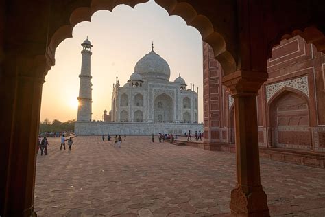 10 Most Popular Historical Monuments of India