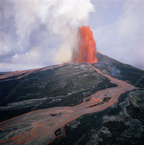 Lava Fountain at Kilauea Volcano, Hawaii - Stock Image - C027/8818 ...