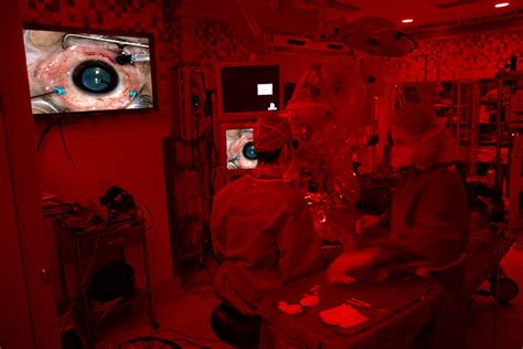 Red Lights in the Operating Room: Maintaining Dark Adaption on Vimeo