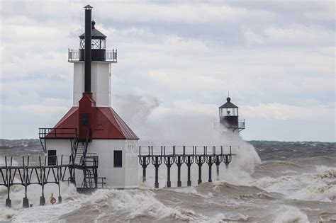 Tour an operating lighthouse in this Lake Michigan town - mlive.com