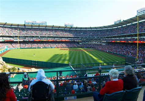 Angel Stadium / Los Angeles Angels of Anaheim - Ballpark Digest