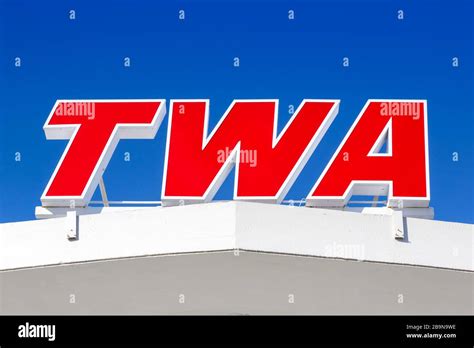 Trans world airlines logo hi-res stock photography and images - Alamy