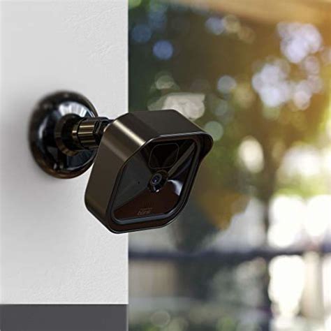 Blink Outdoor Wall Mount, Weatherproof Protective Cover and 360 Degree ...