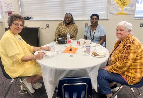 Breakfast Honors Molino Park Elementary Volunteers, Partners And ...