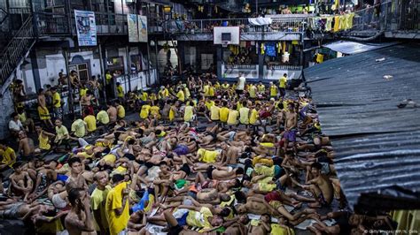 A look at the Philippines′ overcrowded prisons | All media content | DW | 05.08.2016