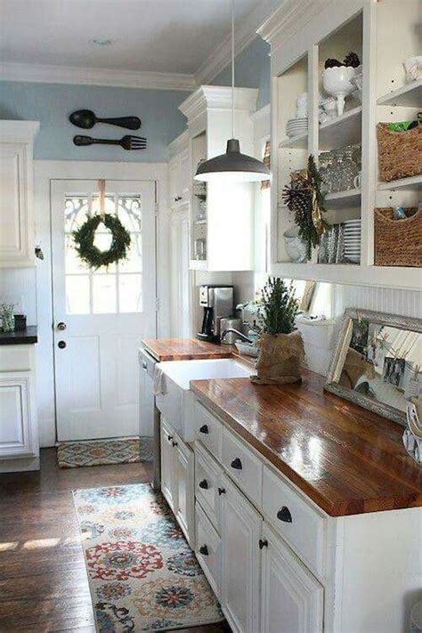 Gorgeous farmhouse kitchen inspiration (17) - HomEastern.com | Small ...