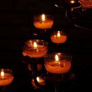 Free photo: tea lights, church, light, prayer, candlelight, faith, religion | Hippopx