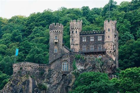 25 Picturesque Photos of German Castles on the Rhine River | Rhine ...