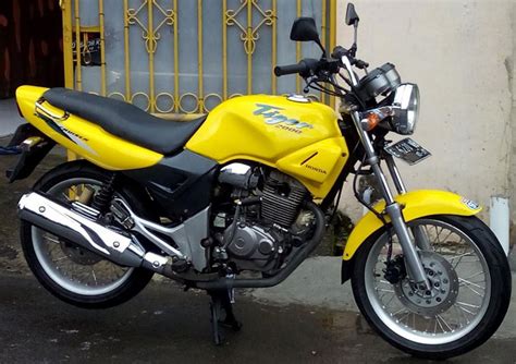 Raja Touring 200 cc dari Honda: Tiger 2000 sampai New Revolution Cruiser | BukaReview