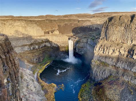 Took a sunny drive to Palouse Falls State Park, WA [OC][4032X3024] : r/EarthPorn