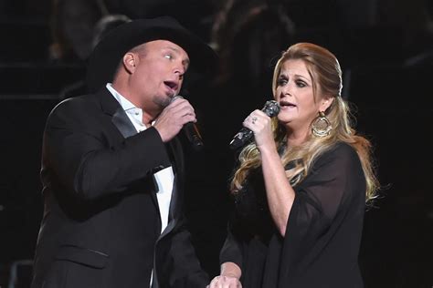 Remember How Garth Brooks and Trisha Yearwood Met?