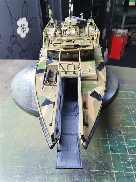 Combat Boat 90 CB90 1/35th - Coventry & Warwickshire IPMS Model Club