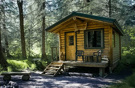 Spruce Cabin | Alaskan Vacation Cabins |Alaska Creekside Cabins