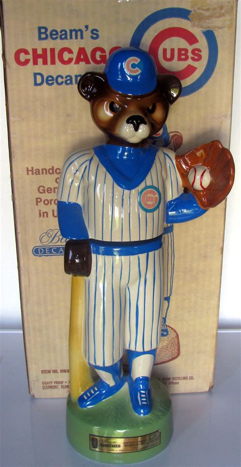 Lot Detail - VINTAGE CHICAGO CUBS MASCOT DECANTER w/BOX